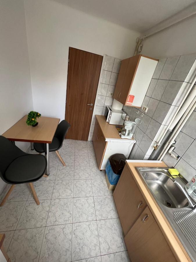 Apartment 2 Camere Centru Piata 700 Timisoara Exterior photo